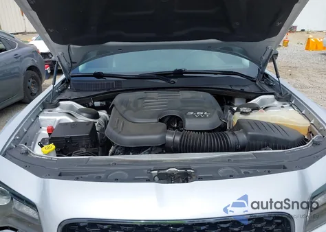 2021 Chrysler 300 Touring from USA, damaged, VIN 2C3CCAAGXMH515843